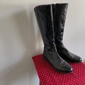 Boden black patent full zip boots. Size Euro 39/ US 8-8 1/2